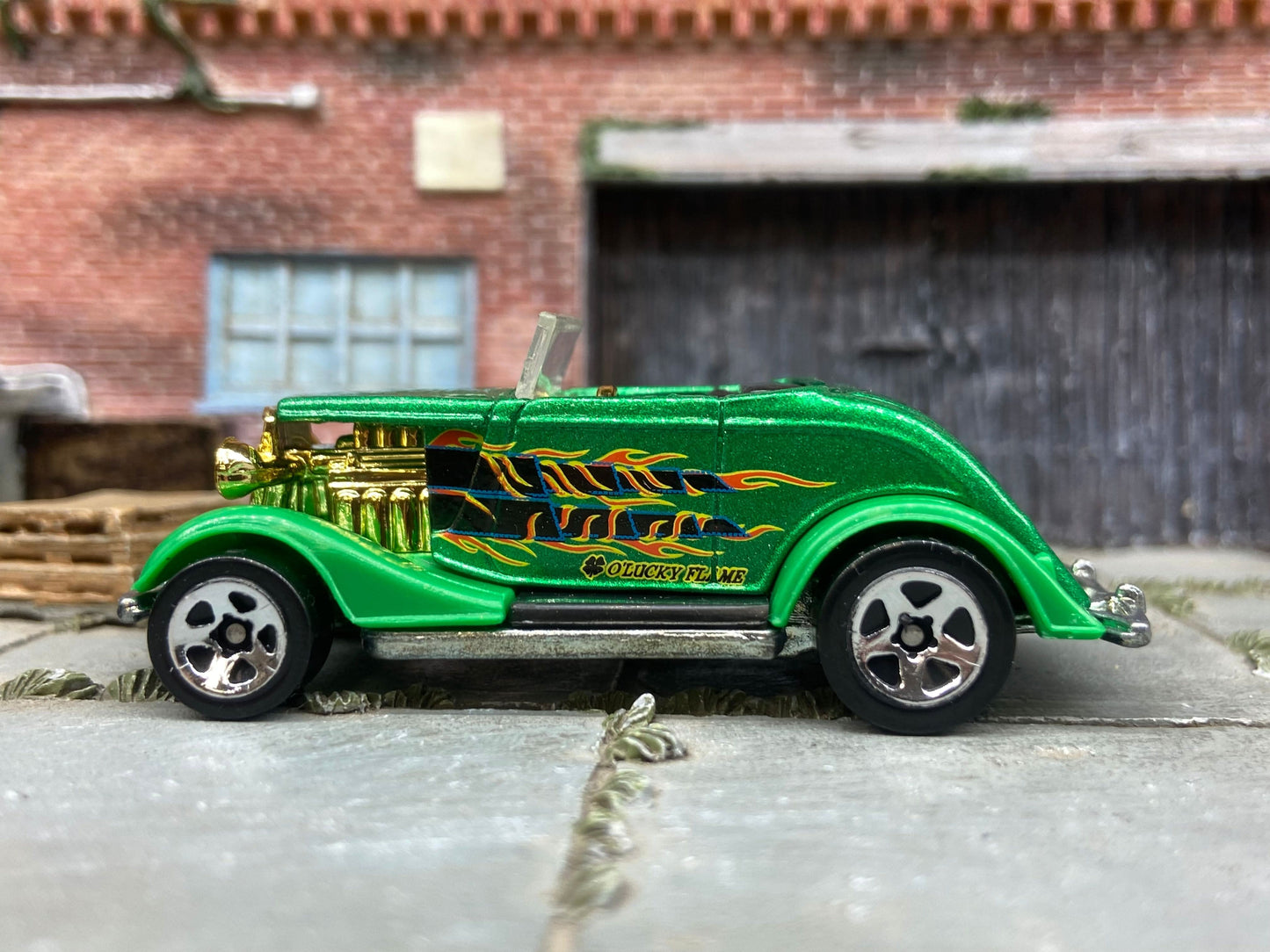 Loose Hot Wheels - 1933 Ford Roadster Convertible - Green O'Lucky Flame Livery