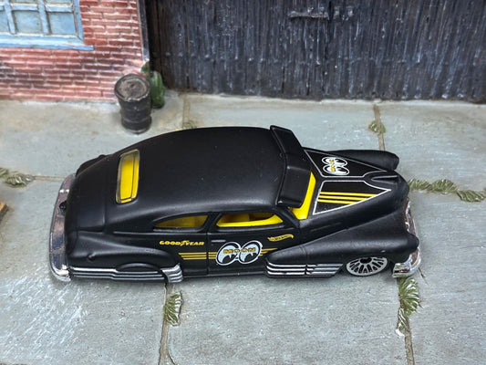 Loose Hot Wheels - 1947 Chevy Fleetline - Satin Black and Yellow Mooneyes Livery