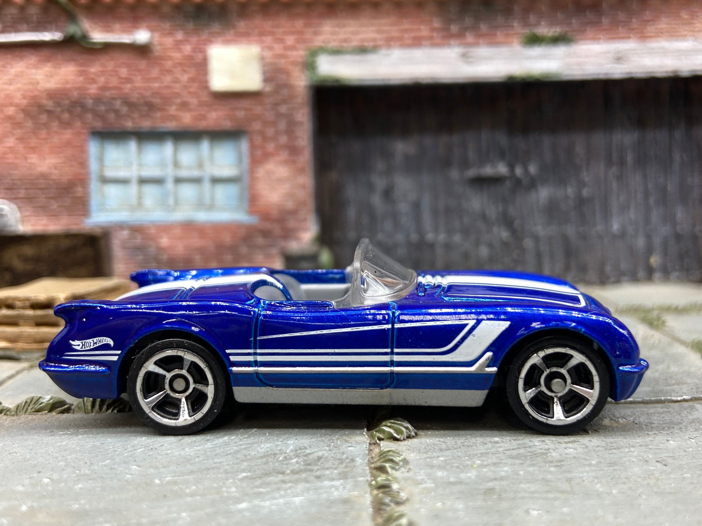 Loose Hot Wheels - 1955 Chevy Corvette - Blue and White