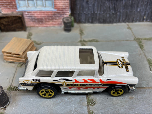 Loose Hot Wheels - 1955 Chevy Nomad - White Spike Surfboard Livery