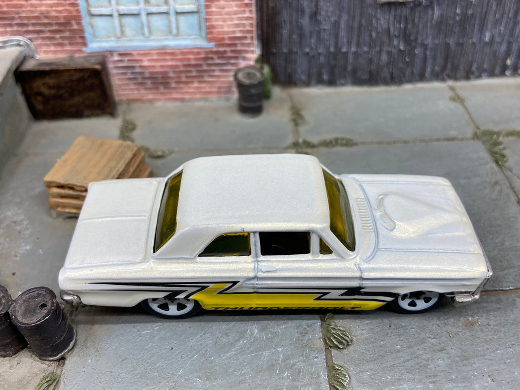 Loose Hot Wheels 1964 Ford Fairlane Thunderbolt Dressed in Thunderbolt  Pearl White, Yellow and Black Livery
