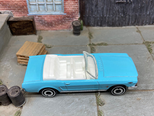 Loose Hot Wheels - 1965 Ford Mustang Convertible - Light Blue and White