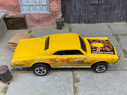 Loose Hot Wheels - 1967 Pontiac GTO - Yellow Flower Power Skull and Flames Livery