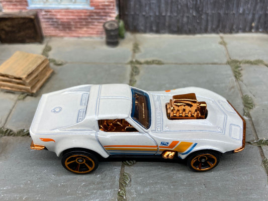 Loose Hot Wheels 1968 Chevy Corvette Gas Monkey Garage 52nd Anniversary Dressed in Pearl White and Gold