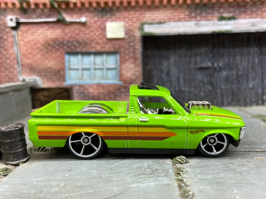 Loose Hot Wheels - 1971 Chevy LUV Pick Up Drag Truck - Green
