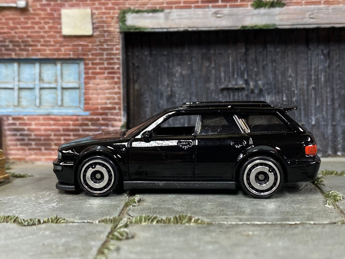 Loose Hot Wheels 1994 Audi Avant RS2 - Black