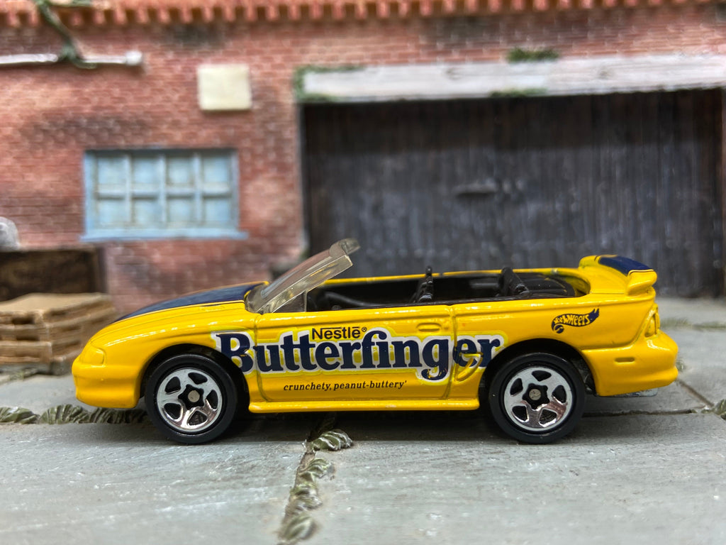 Loose Hot Wheels 1996 Ford Mustang GT Convertible Dressed in Yellow Butterfinger Livery