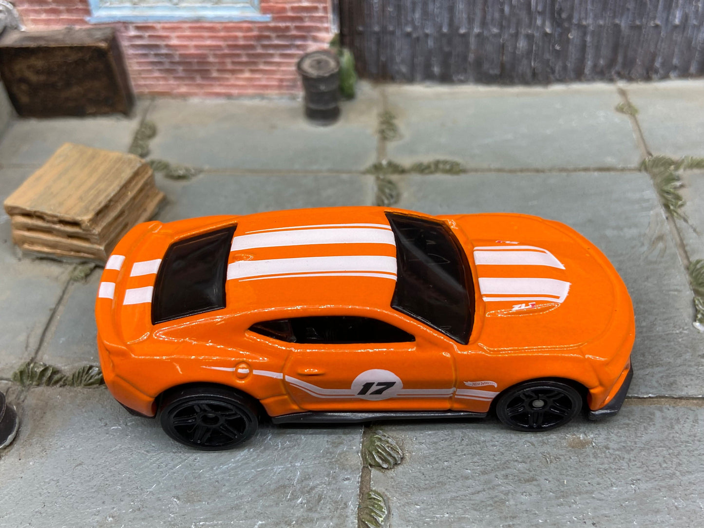 Loose Hot Wheels - 2017 Chevy Camaro ZL1 - Orange and White