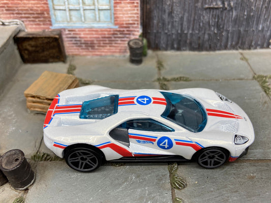 Loose Hot Wheels 2017 Ford GT Dressed in Red, White and Blue #4