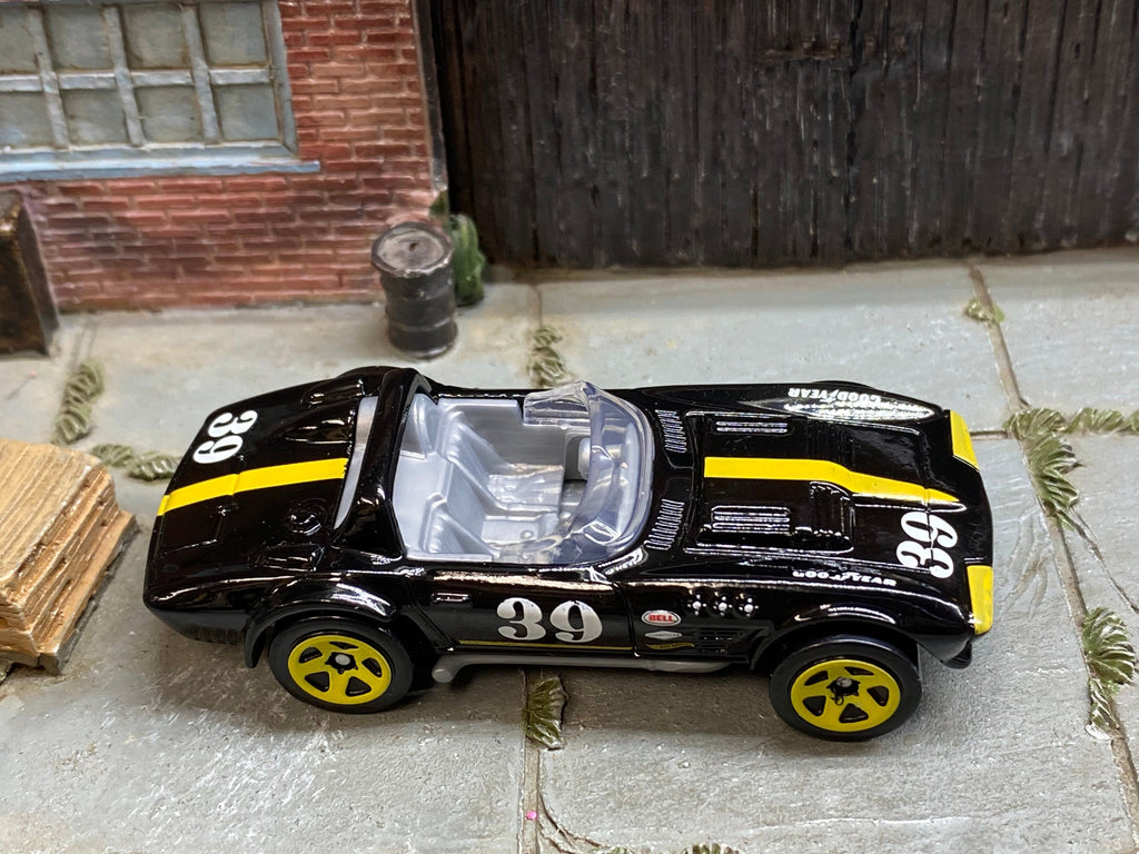 Hot wheels corvette grand sport roadster super treasure hunt sales