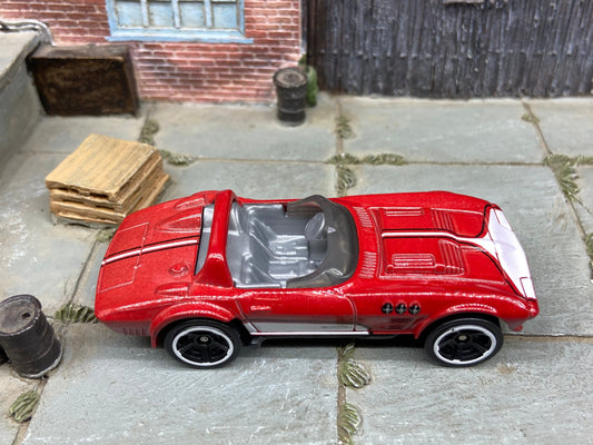 Loose Hot Wheels - Chevy Corvette Grand Sport Roadster - Red and White