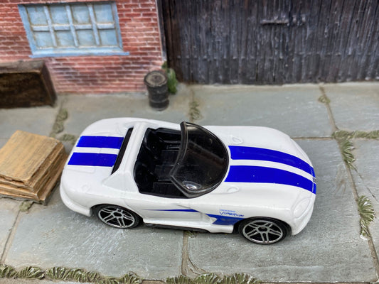 Loose Hot Wheels - Dodge Viper R/T 10 - White and Blue