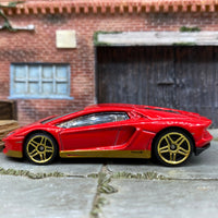 Loose Hot Wheels - Lamborghini Aventador LP 700-4 - Red and Gold