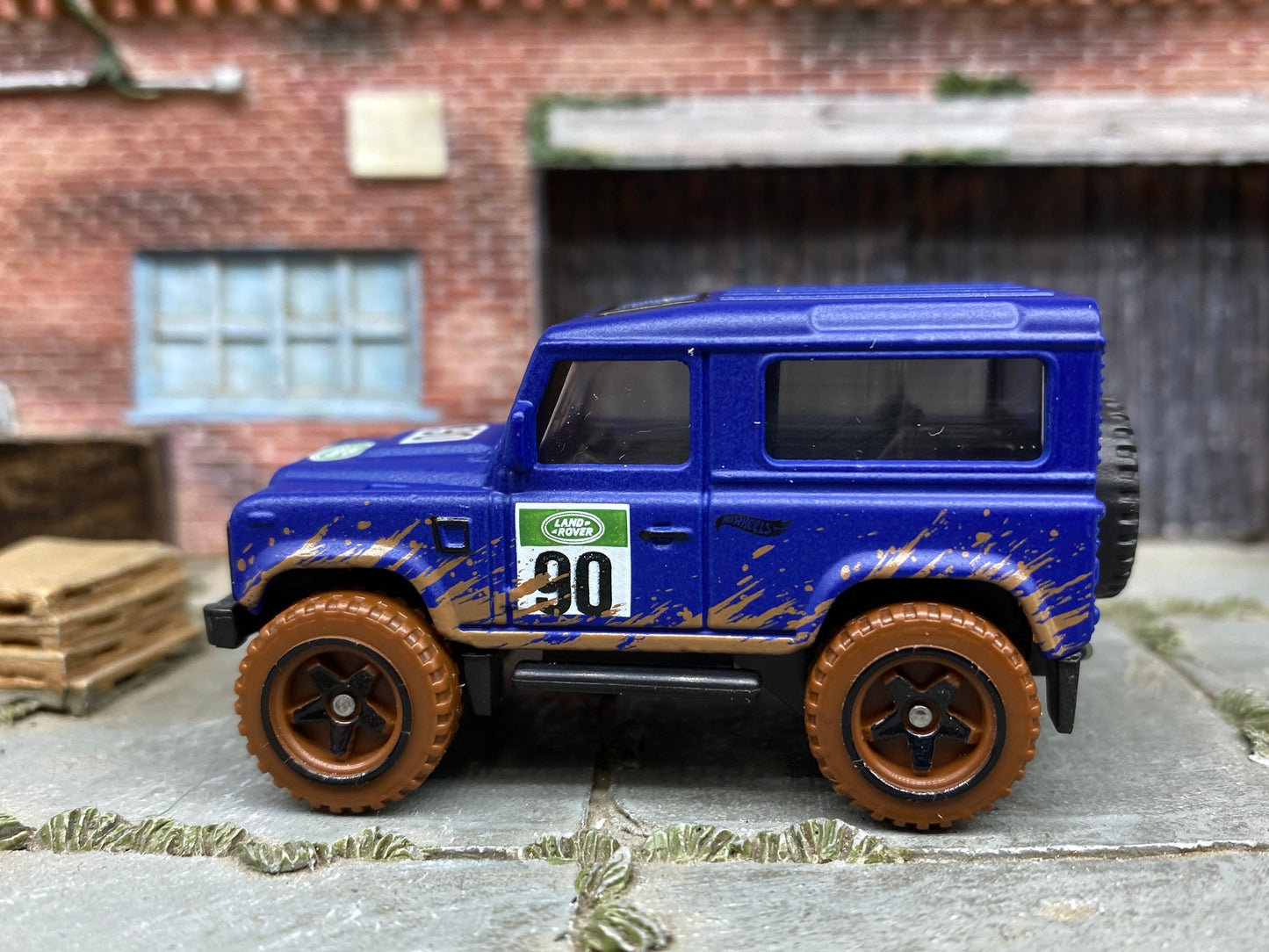 Loose Hot Wheels - Land Rover Defender 90 - Dark Blue Off Road