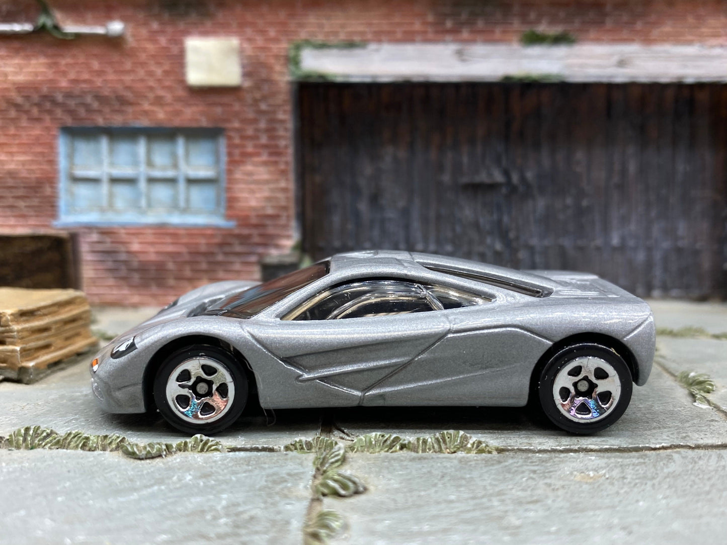 Loose Hot Wheels - McLaren F1 - Silver