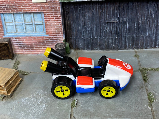 Loose Hot Wheels - Nintendo Mario Kart Standard Kart - Red, White and Blue