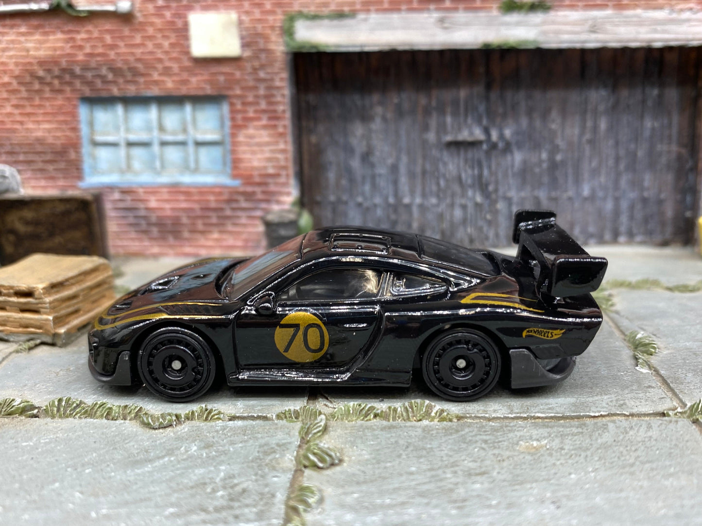 Loose Hot Wheels - Porsche 935 - Black and Gold 70