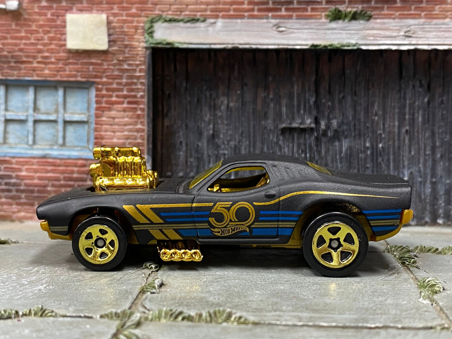 Loose Hot Wheels - Rodger Dodger - Satin Black and Gold 50th Anniversary