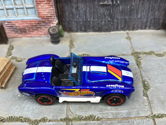 Loose Hot Wheels - Shelby Cobra 427 S/C - Blue Hot Wheels