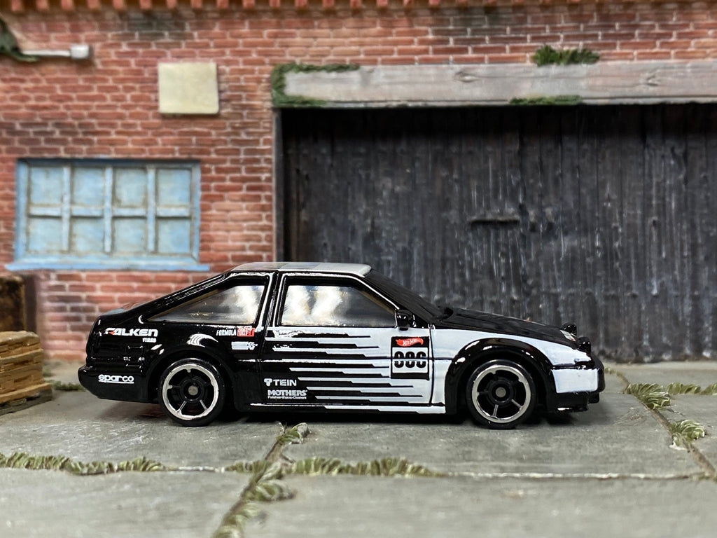 Loose Hot Wheels Toyota AE86 Sprinter Trueno Falken Tired