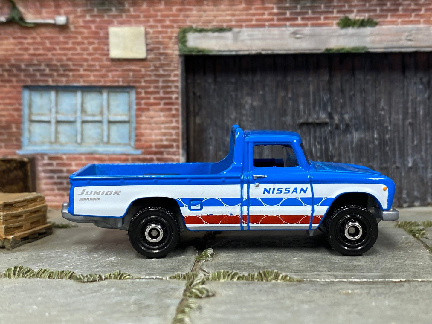 Loose Matchbox - 1962 Nissan Junior Mini Truck - Blue and White