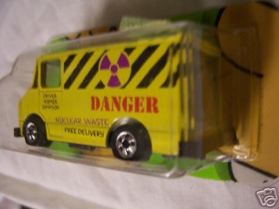 1990 Hot Wheels Simpson's Nuclear Waste Van yellow Danger version