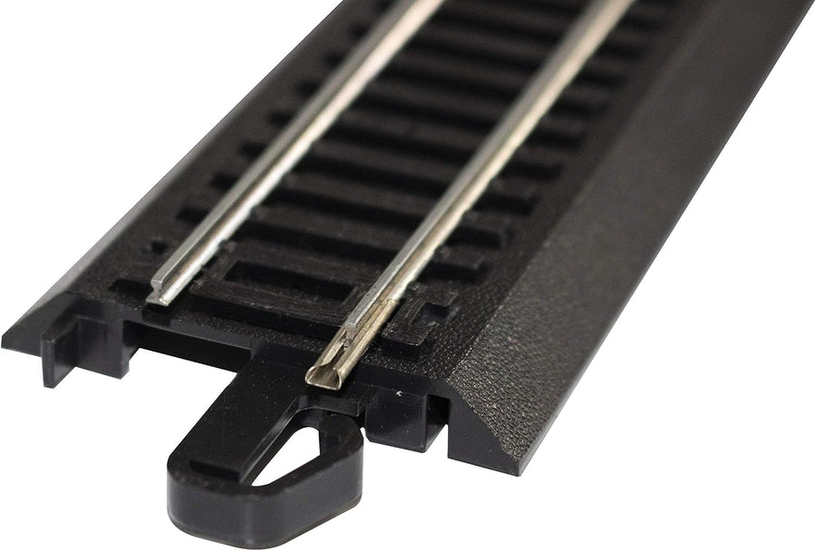 Bachmann 44429 curved rerailer, close-up of steel rails and black roadbed