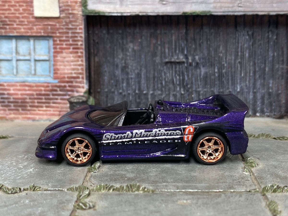 Custom Hot Wheels Ferrari F50 in purple with mag wheels and rubber tires