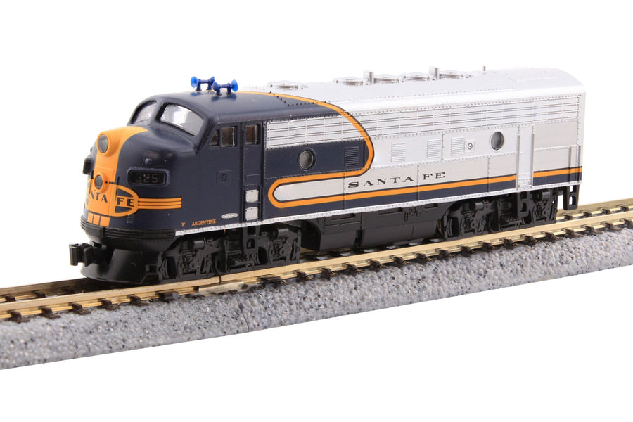 F7 Freight Train Set AT&SF Bluebonnet (106-6273) exact product view 2