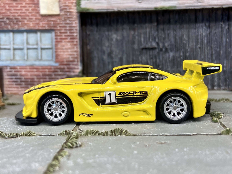 Custom Hot Wheels Mercedes AMG GT3 with BBS racing wheels and rubber tires