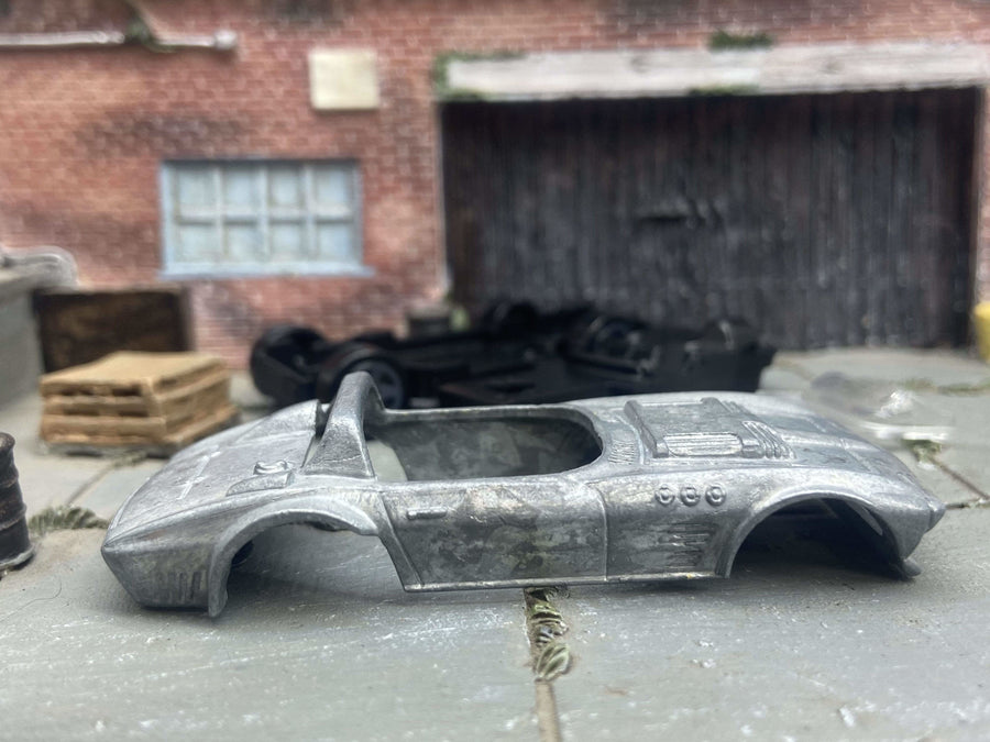 Kit DIY Hot Wheels Chevy Corvette Grand Sport Race Car con referencia 12 mm delante y detrás