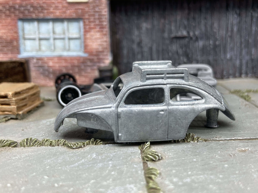 Kit DIY Hot Wheels Volkswagen Beetle desmontado y preparado para pintura