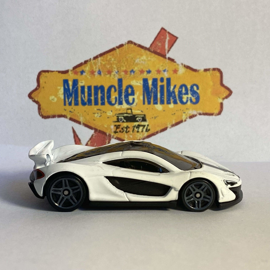 White Hot Wheels McLaren P1 from HW Exotics, view 1