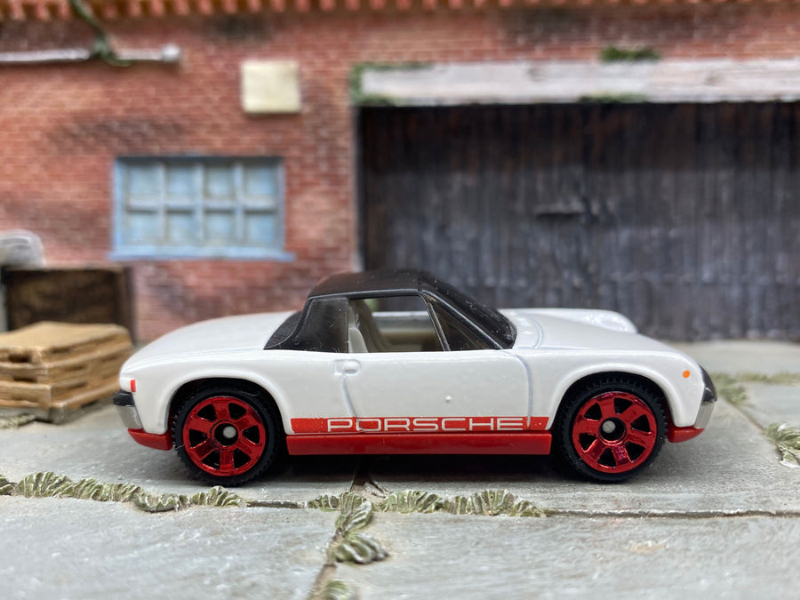 Matchbox 1971 VW Porsche 914 in White and Red, loose diecast car