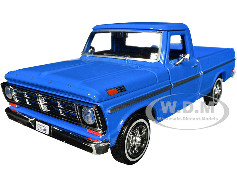Motormax 1972 Ford F-100 pickup blue 1:24 diecast model