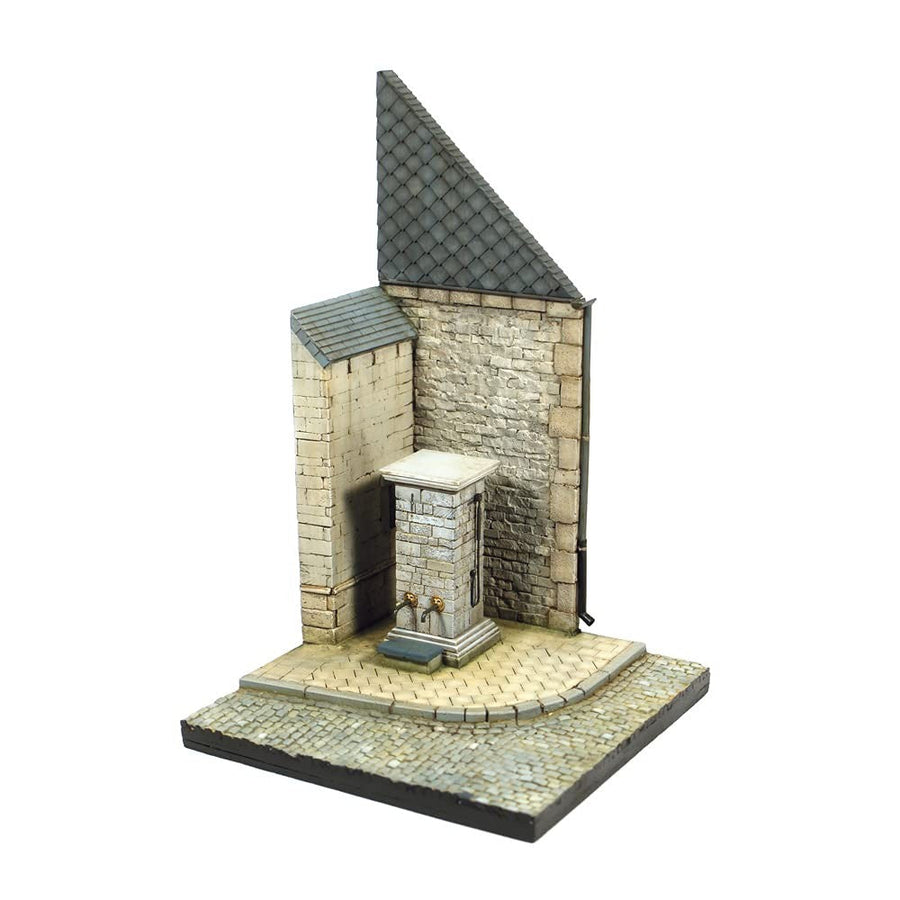 Vallejo SC004 Normandy Street Corner with Waterpump – 1:35 Diorama Base