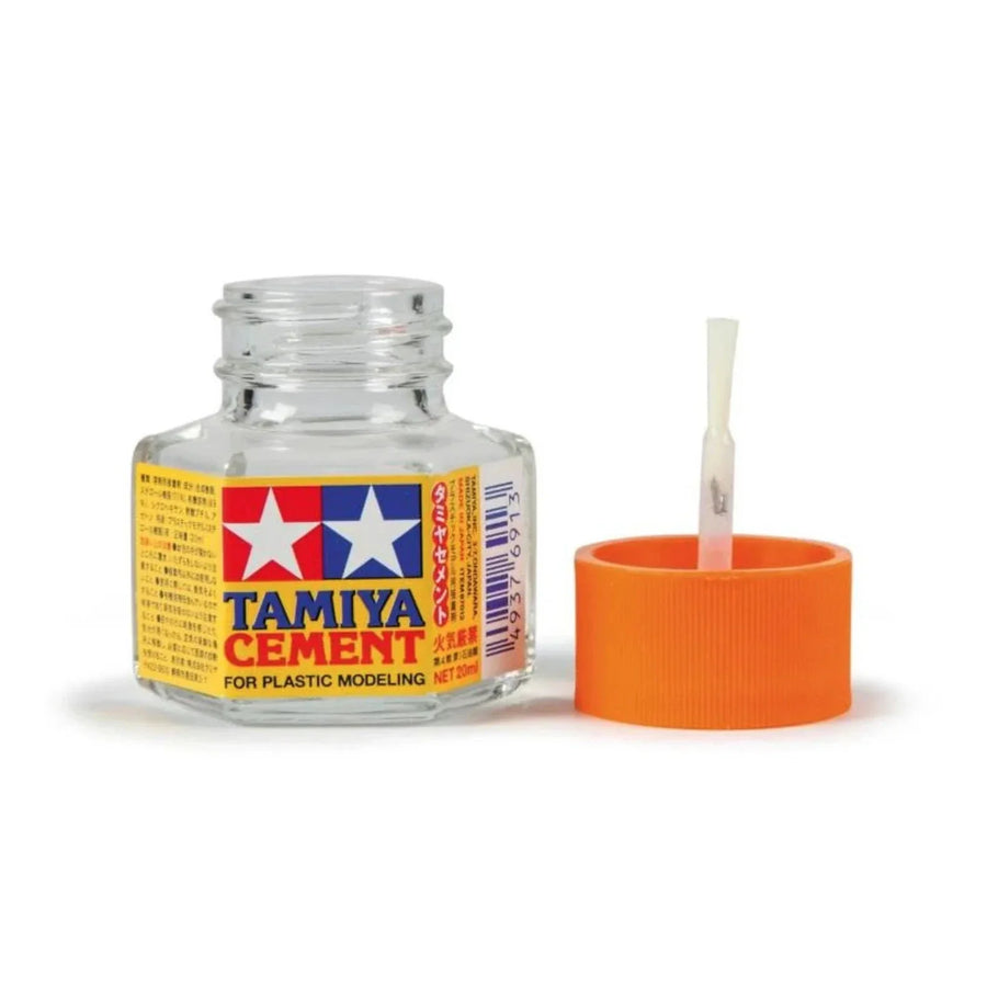 Tamiya Plastic Cement 20 ml bottle, item 87012