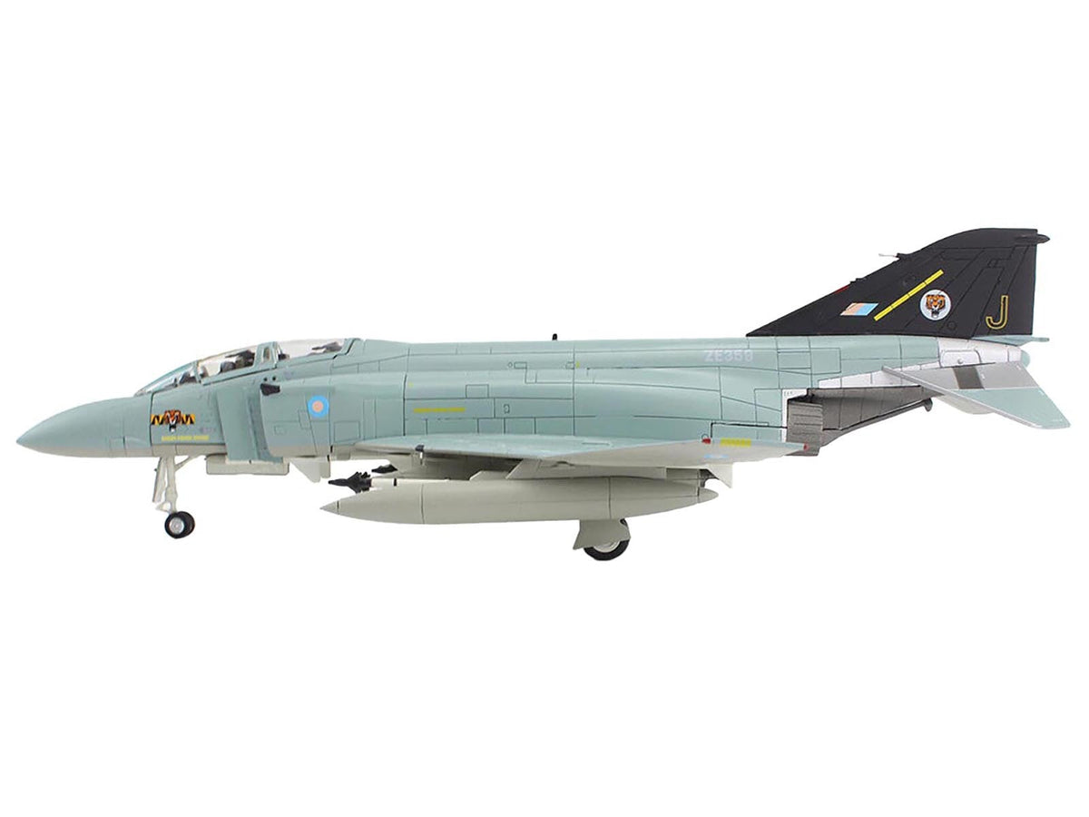 McDonnell Douglas F-4J(UK) Phantom II Fighter-Bomber Aircraft "ZE359 AF Wattisham England" British Royal Air Force "Air Power Series" 1/72 Diecast Model by Hobby Master