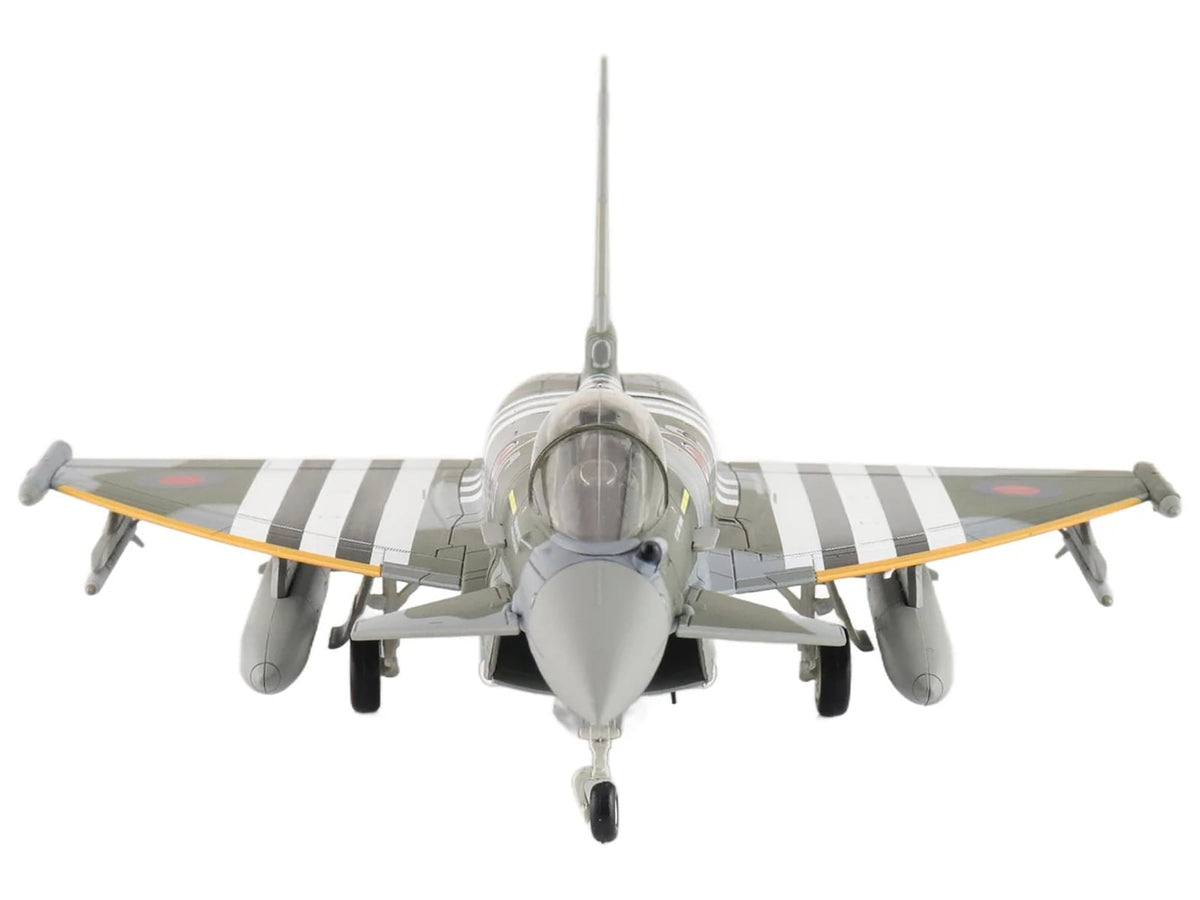 Eurofighter Typhoon FGR4 Fighter Aircraft "ZJ913 FM-G" (2024) British Royal Air Force "Air Power Series" 1/72 Diecast Model by Hobby Master