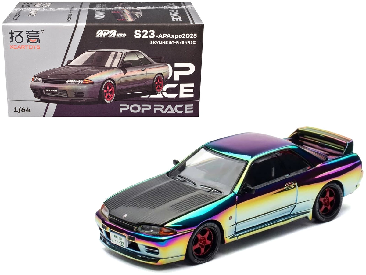 Pop Race Nissan Skyline GT-R BNR32 right hand drive chameleon chrome carbon hood APA XPO 2025 1:64 PR640426, view 1
