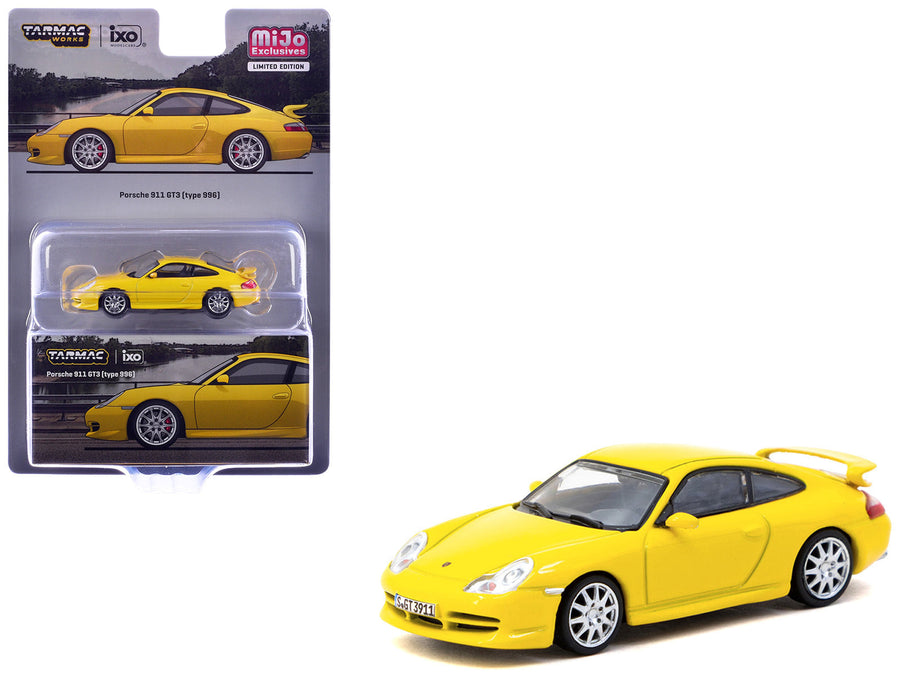 Porsche 911 GT3 de generación 996 amarillo de Tarmac Works GLOBAL64, escala 1:64
