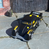 Custom Hot Wheels - VW KAFER Racer - Mooneyes Satin Black and Yellow - Chrome AMR Wheels - Rubber Tires