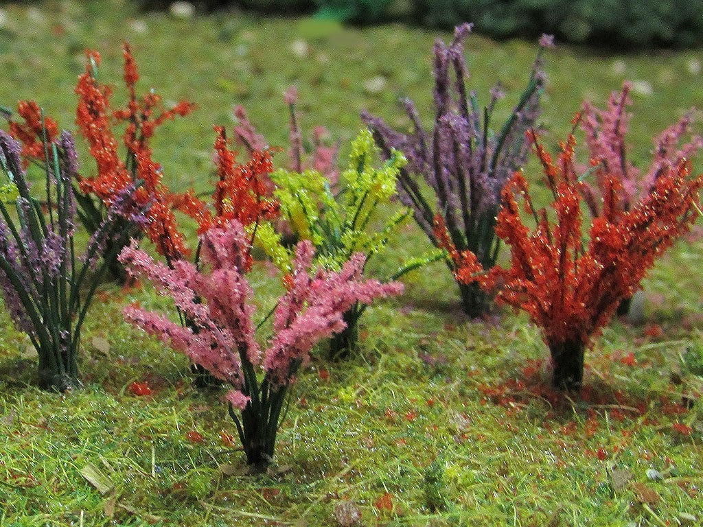 JTT O Scale Flower Bushes - 1"-1.5", 32-Pack | 95546 — exact product reference