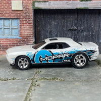 Custom Hot Wheels - 2008 Dodge Challenger SRT8 - White and Blue MOPAR - Chrome Mag Wheels - Rubber Tires