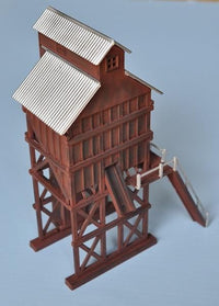 Bachmann HO Plasticville Coaling Station Kit - assembled example, view 4