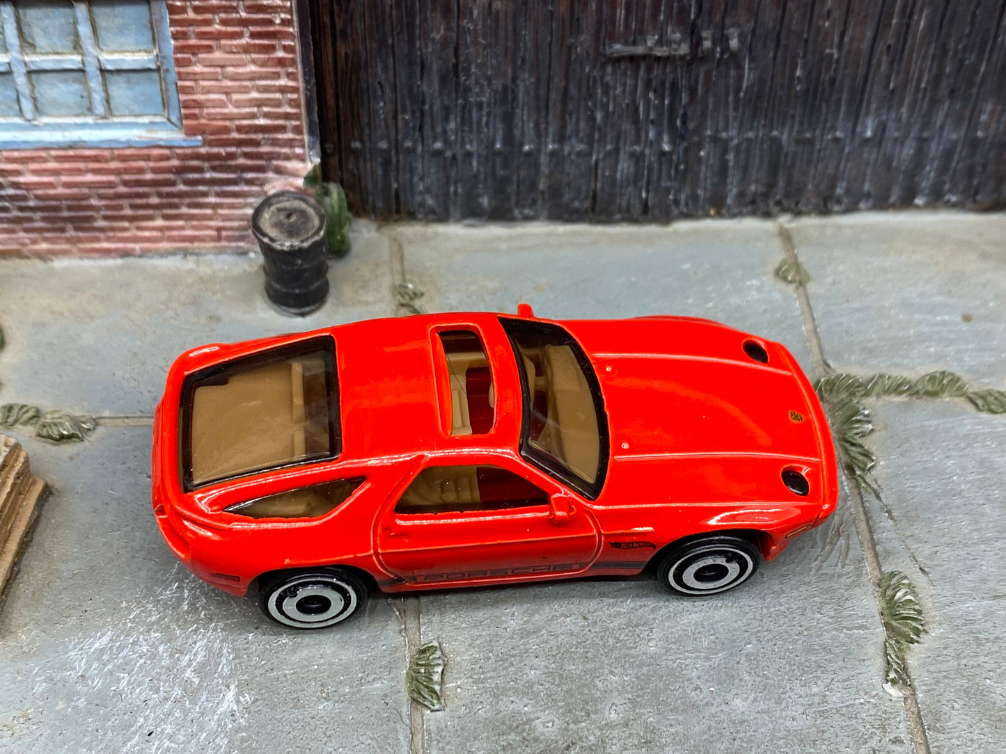 Loose Hot Wheels - Porsche 928S - Red