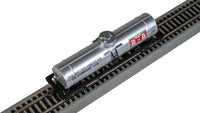 Bachmann HO Scale 40-Foot Single-Dome Tank Car - British American Oil — manufacturer product view 5