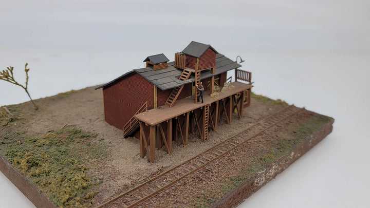Brookside Icehouse (N Scale) (190) exact product view 1