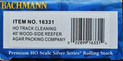 Bachmann HO Agar Packing Company 401 Track-Cleaning Reefer - product and package view 3