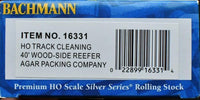 Bachmann HO Agar Packing No. 401 track-cleaning reefer, detail view